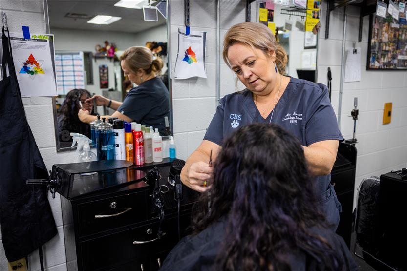 Centennial High students in the cosmetology class